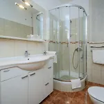 Zuvela شقة سبليت
