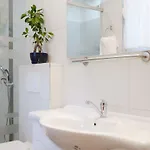 Zuvela شقة سبليت