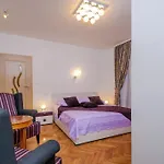 Zuvela شقة سبليت