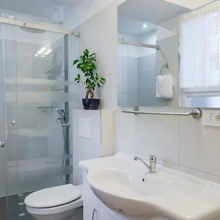 Apartment Zuvela *