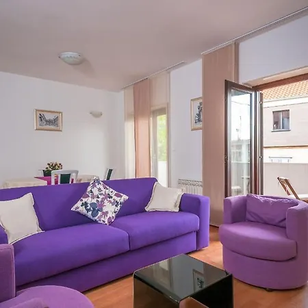 Zuvela Apartment