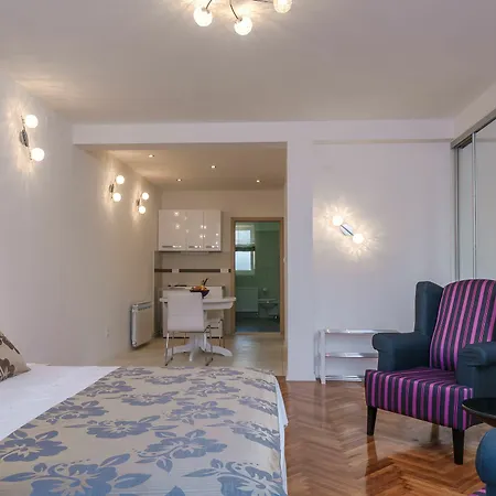Zuvela Apartment *