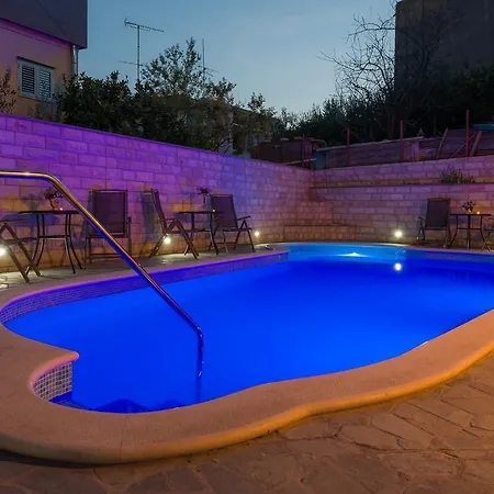 Zuvela Apartman